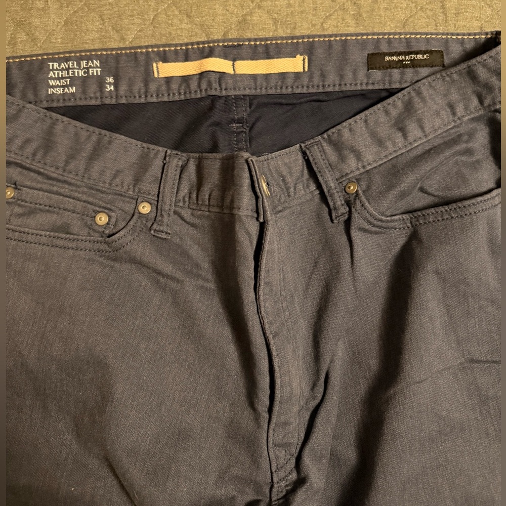 Banana Republic Men’s Travel Jean Athletic Fit - dark grey